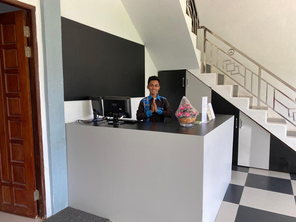 Khalisa Home Syariah Понтианак Екстериор снимка