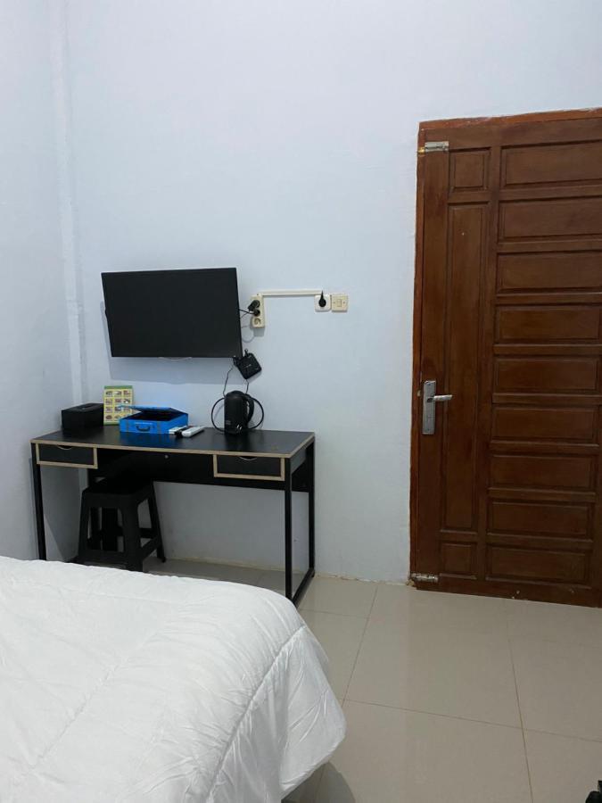 Khalisa Home Syariah Понтианак Екстериор снимка